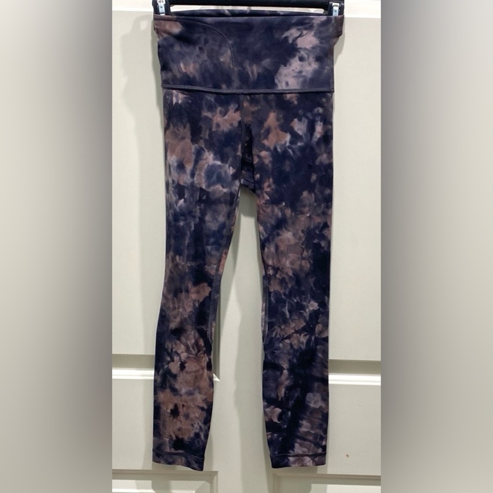 Lululemon Align HR Crop Graphite Grey Pink Diamond Dye Soft Nulu Leggings Size 2